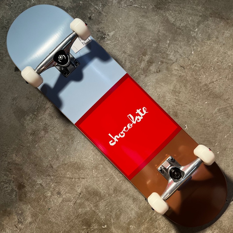 Chocolate Skateboards – Herrera Red Square Complete – 8.0″