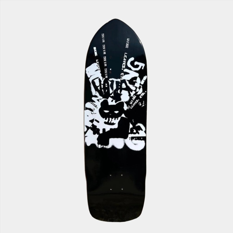 Santa Monica Airlines – Natas Stencil Graphic 9.5″ – Black 9.5″ Shaped