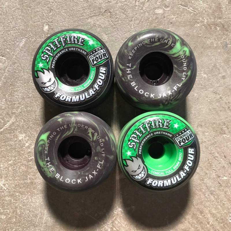Spitfire – The Block Formula Four Conical Full Wheel – Black / Green Swirl 99d 54mm