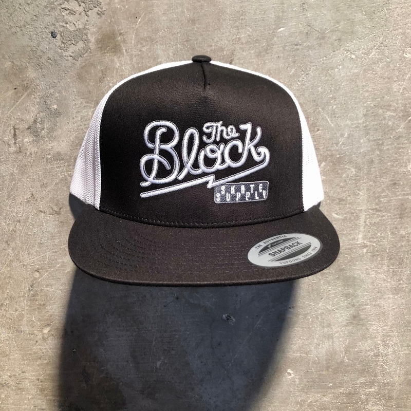 Block – Diner Logo Flat Bill Trucker Hat – Black / White
