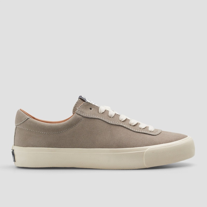 Last Resort AB VM001 LO Suede Skate Shoes Fog Grey / White UK3