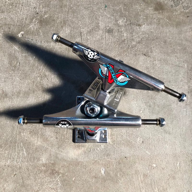 Venture Trucks – Eric Koston V8 Polished Truck 5.2H