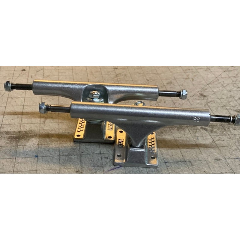 ACE 55 Skateboard Trucks 8.5″