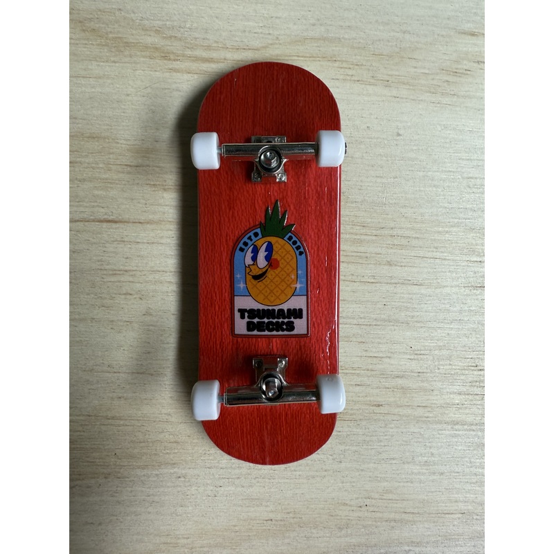 Tsunami Fingerboard Red Complete