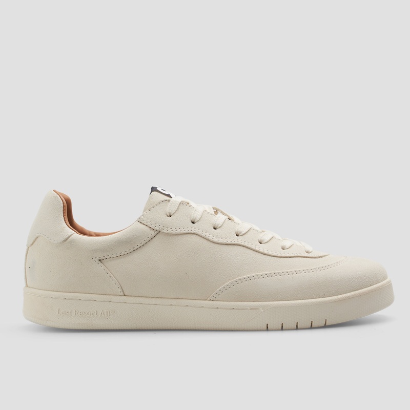Last Resort AB CM001 Lo Suede White / White UK7