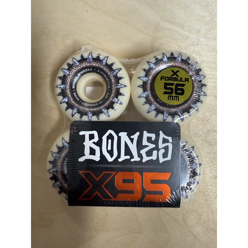 STREET CLEATS 56 V5 SIDECUT X-FORMULA 95A 4PK