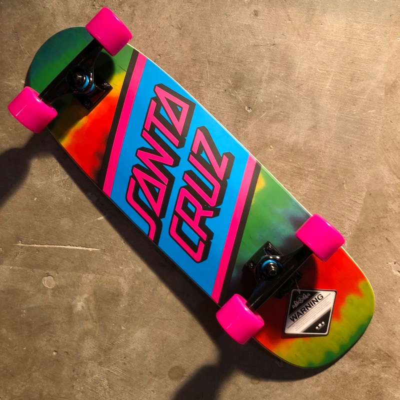 Santa Cruz – Rainbow Tie Dye Street Cruzer Complete – 8.79″