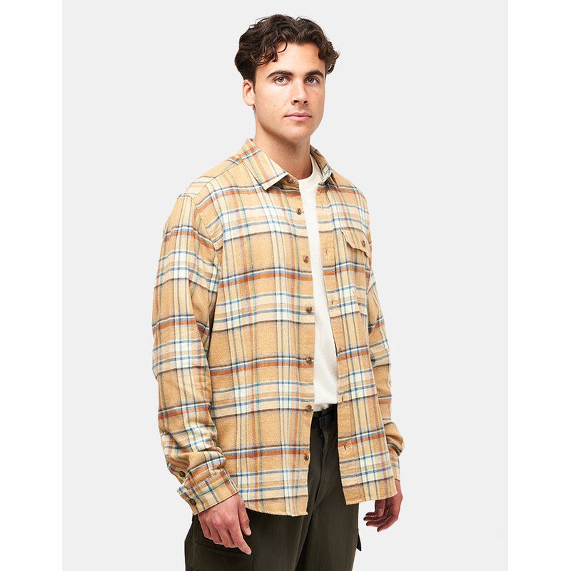 Patagonia Lightweight Fjord L/S Flannel Shirt – Daydream: Beeswax Tan