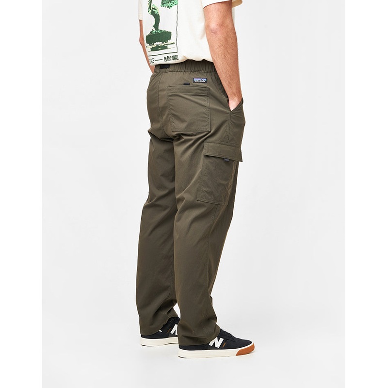 Patagonia Outdoor Everyday Pant – Pine Needle Green