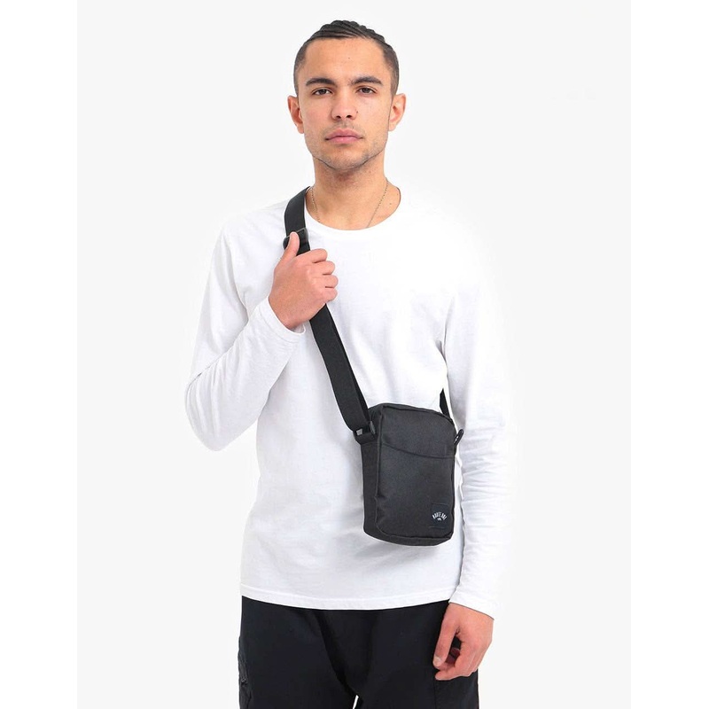 Route One Flight Cross Body Bag – Black