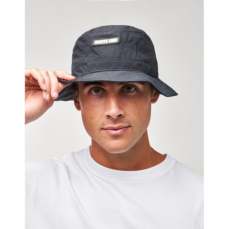 Route One Athletic Bucket Hat – Black