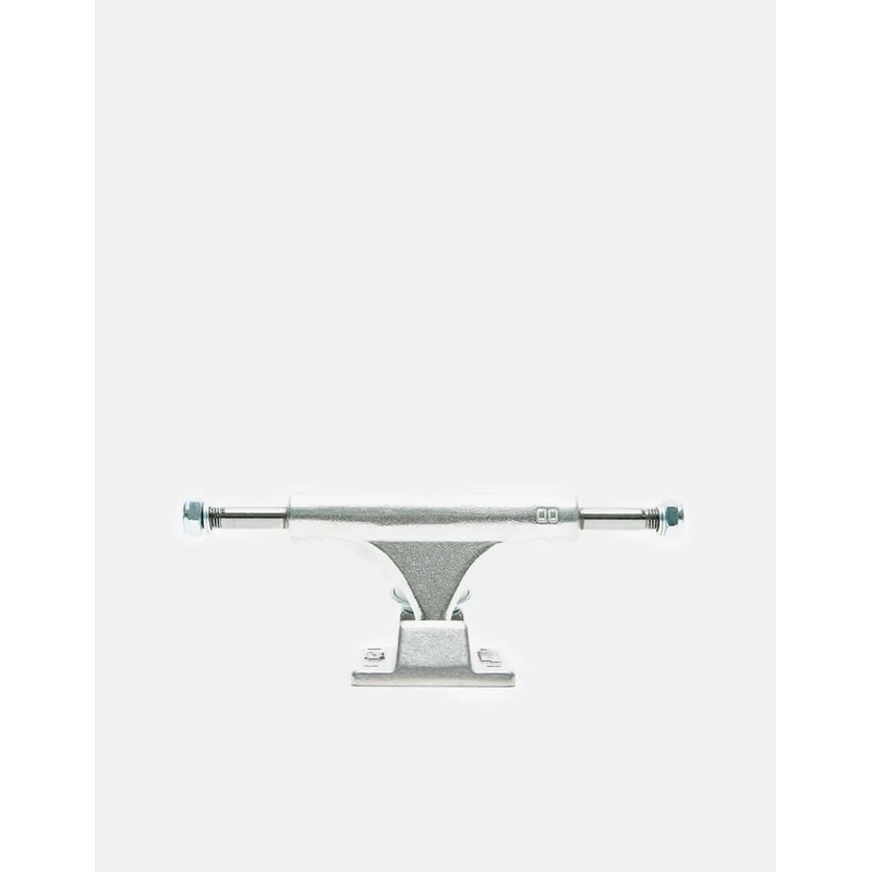 Ace 00 Classic Skateboard Trucks – Polished (Pair)
