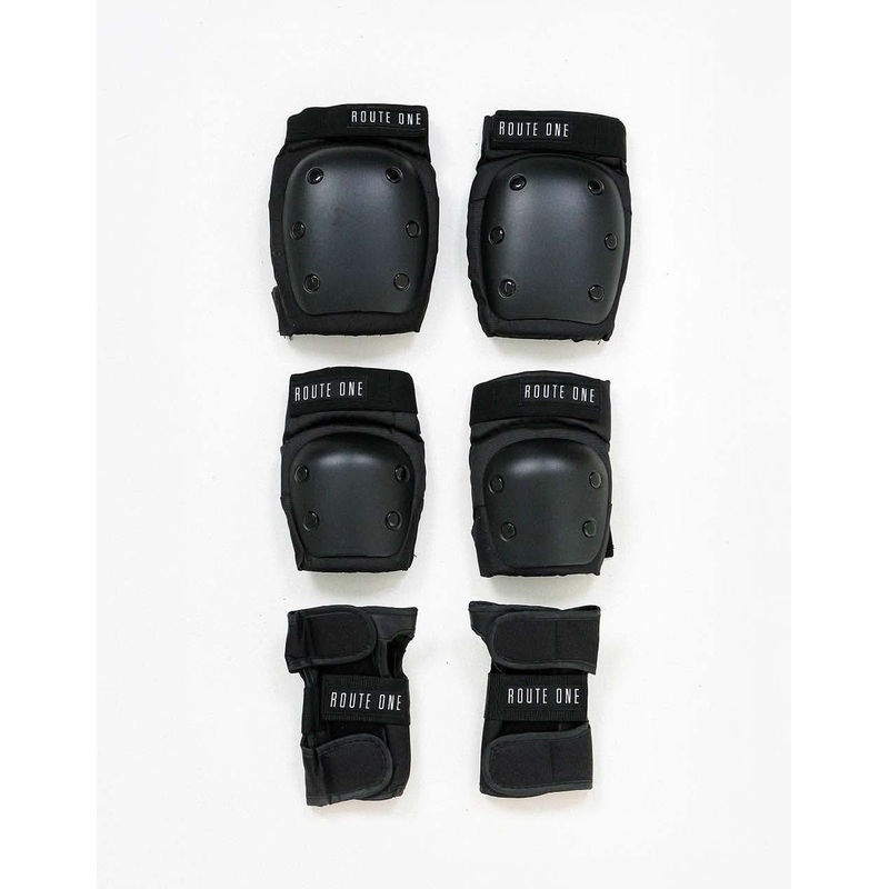 Route One Triple Pad Set – Black