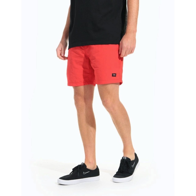 Globe Dana V 16.5″ Poolshort – Fire