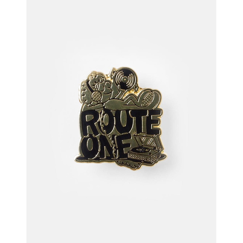Route One Face The Music Pin – Gold