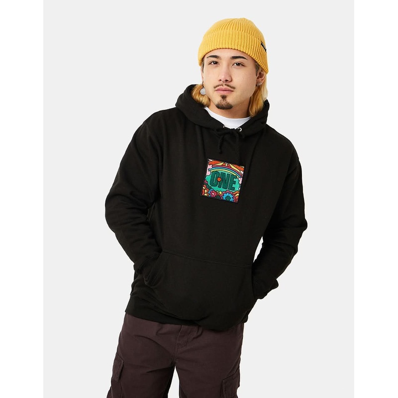 Route One Fresh Up Pullover Hoodie – Black