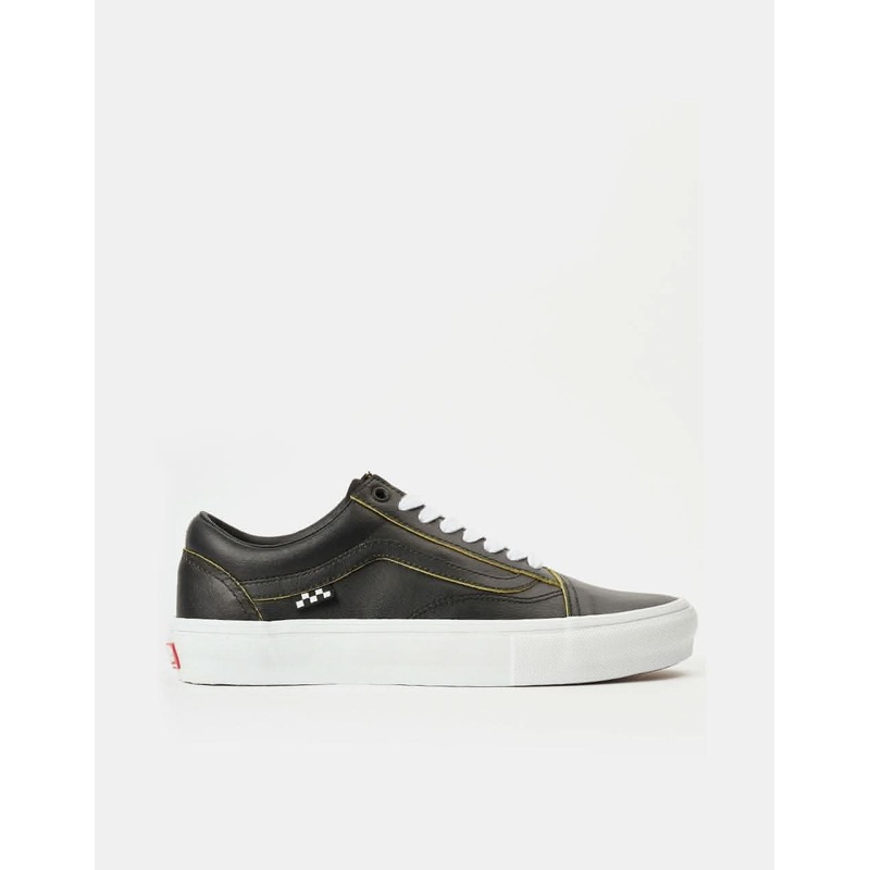 Vans Skate Old Skool R1 UK Exclusive Skate Shoes – (Wearaway) Black/True White