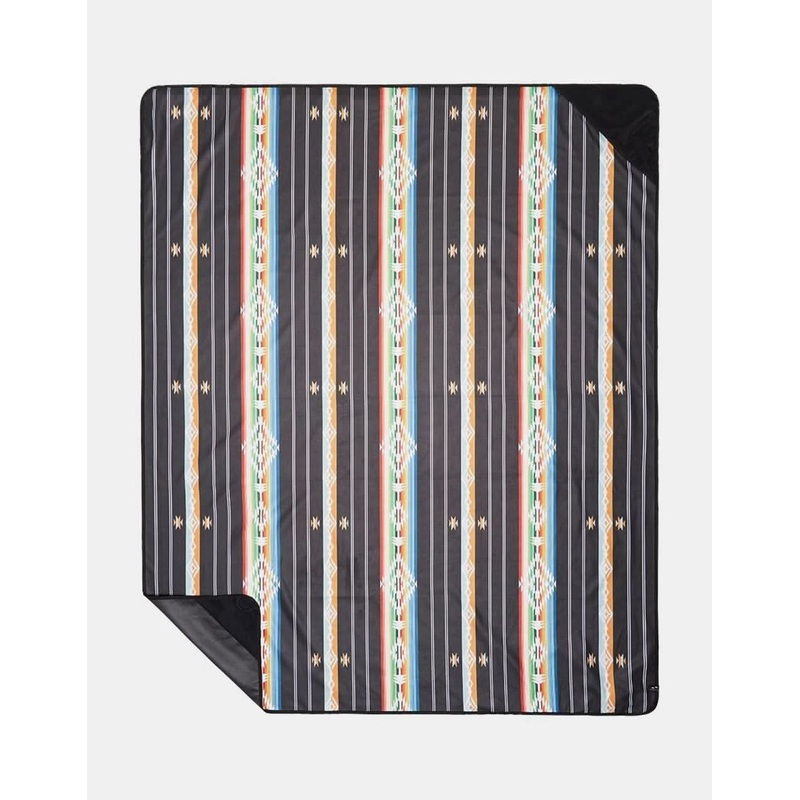Slowtide Harlow Park Blanket Park Blanket – Black