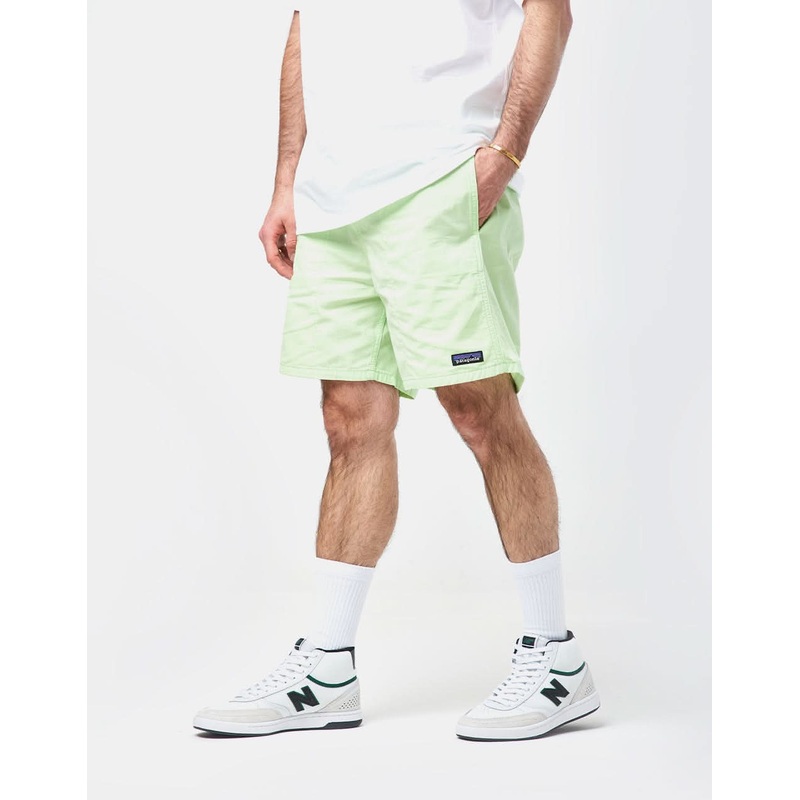 Patagonia Funhoggers Shorts – Salamander Green