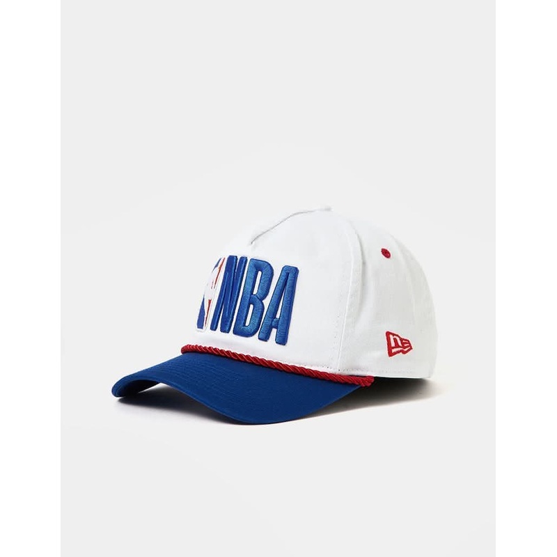 New Era NBA Logo Washed Golfer Cap – White/Royal