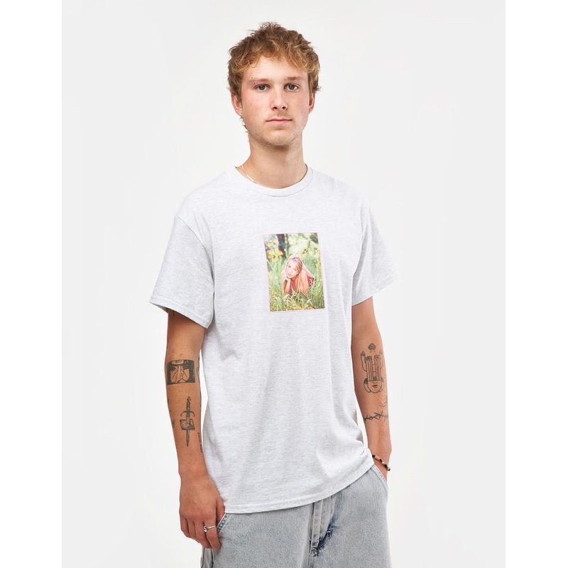 Welcome x Britney Spears Daisies T-Shirt – Heather Grey