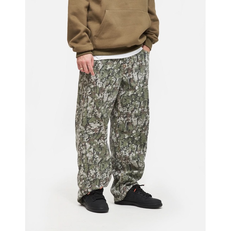 Butter Goods Bark Camo Denim Jeans – Army
