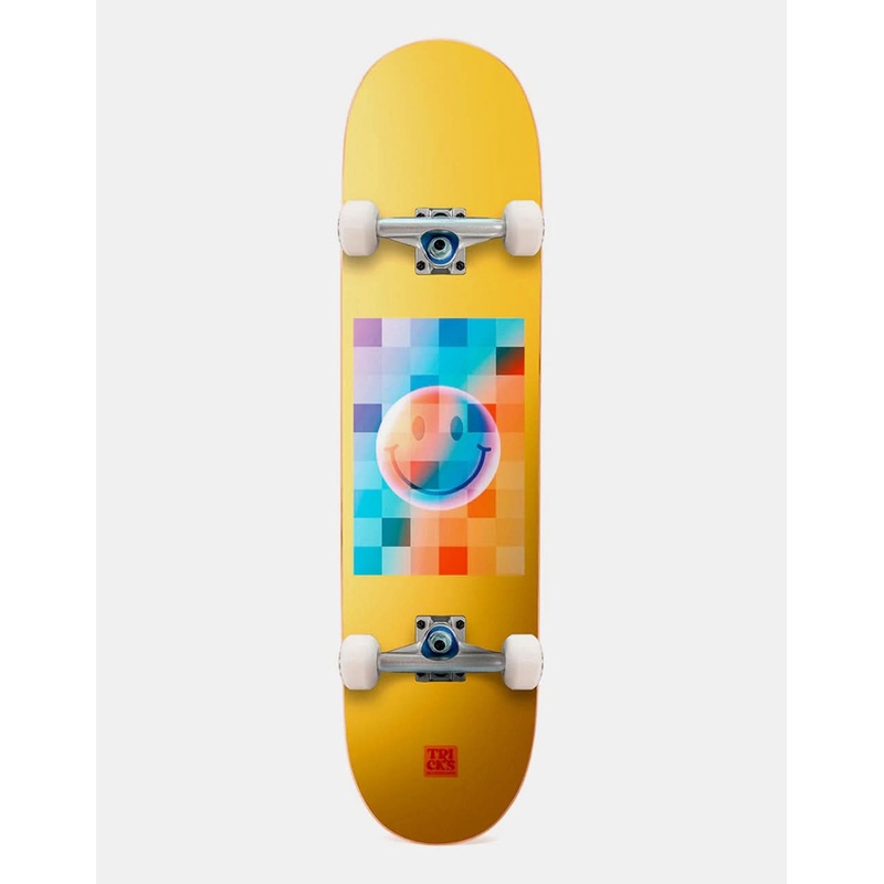 Tricks Edge Complete Skateboard – 7.75″ x 31.6″