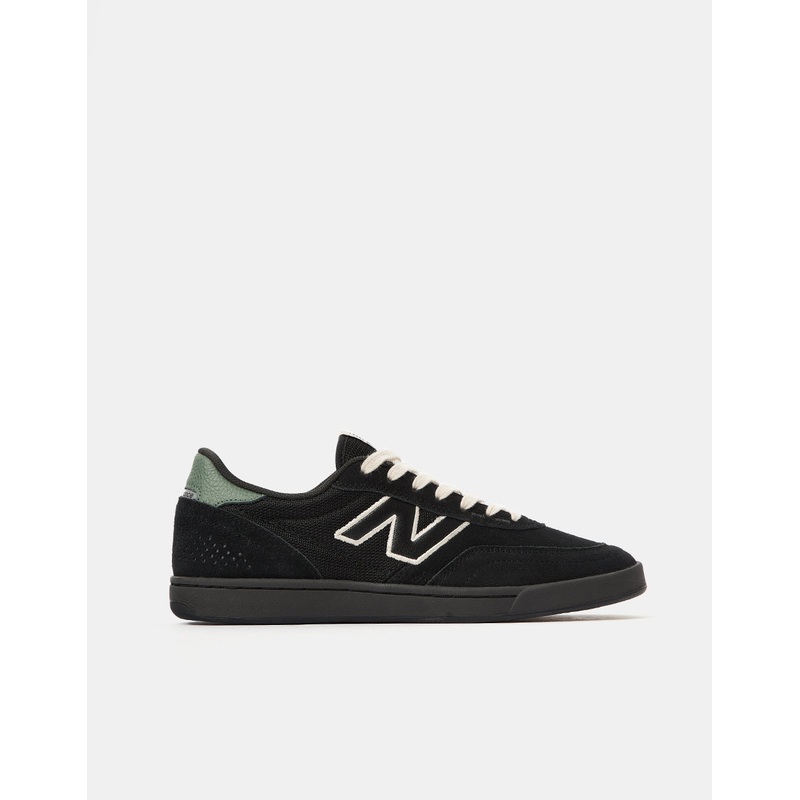 New Balance Numeric 440 V2 Skate Shoes – Black/Black