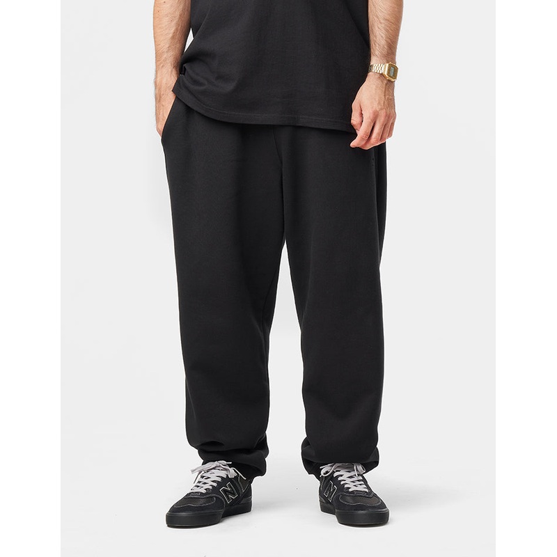 Route One Super Baggy Sweatpant – Black