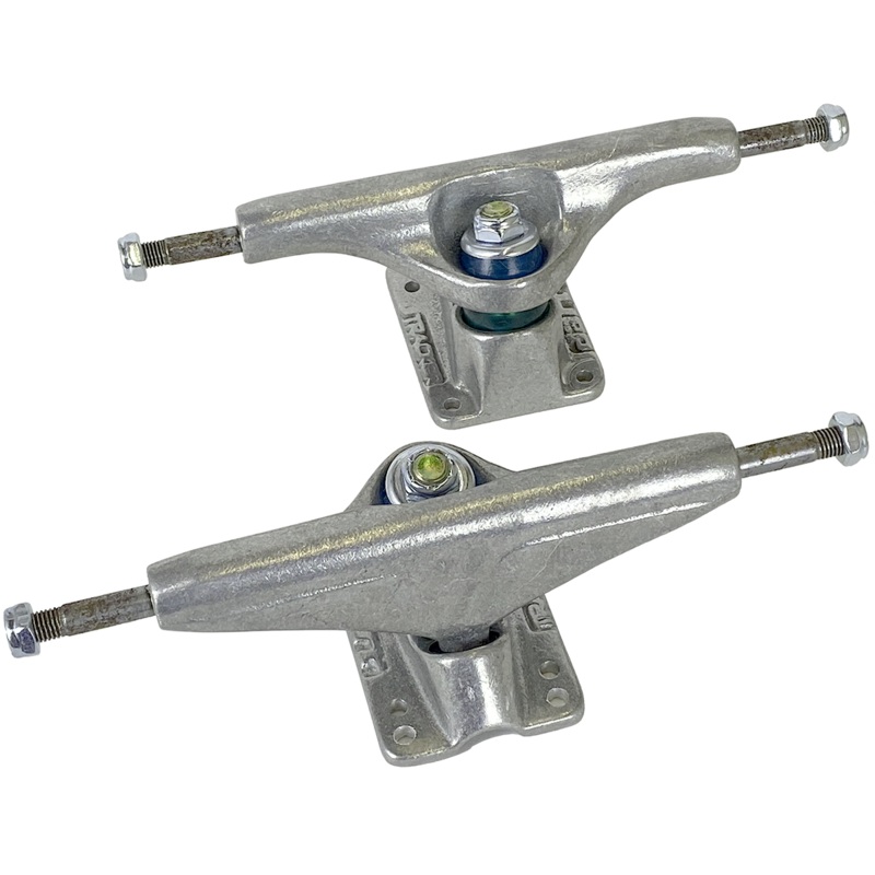 TRACKER TRUCKS – DART 129mm